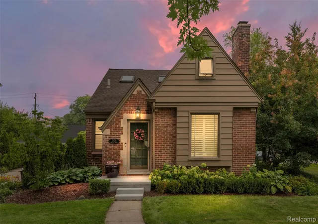 Photo 1 of Sale Pending at 17820 Birwood Ave, Beverly Hills, MI 48025 | MLS# 20261063054 | Listing updated on 2026-09-06