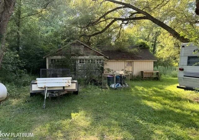 5th image of 7882 Morrow Rd, Cottrellville, MI 48039 | MLS# 58050218003