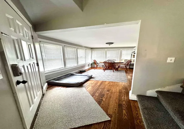 Photo 3 of Single family home for sale at 324 S Hamilton St, Marshall, MI 49068 | MLS# 64026041712 | Listing updated on 2026-09-12