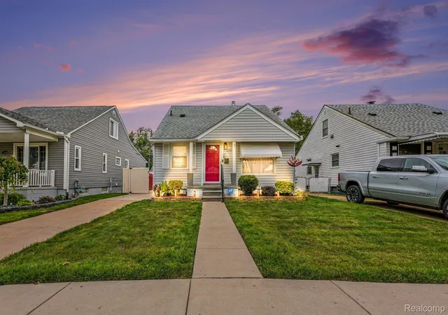 Photo 1 of Single family home for sale at 2090 Leblanc St, Lincoln Park, MI 48146 | MLS# 20261063070 | Listing updated on 2026-09-04