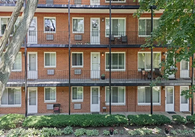 Photo 1 of Condo for sale at 2915 W 13 Mile Rd #207, Royal Oak, MI 48073 | MLS# 20261063071 | Listing updated on 2026-08-29