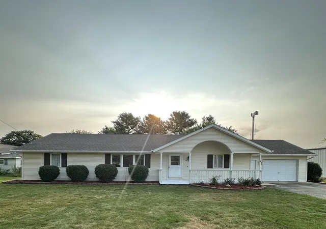 32nd image of 436 N Chippewa, Shepherd, MI 48883 | MLS# 79080072169