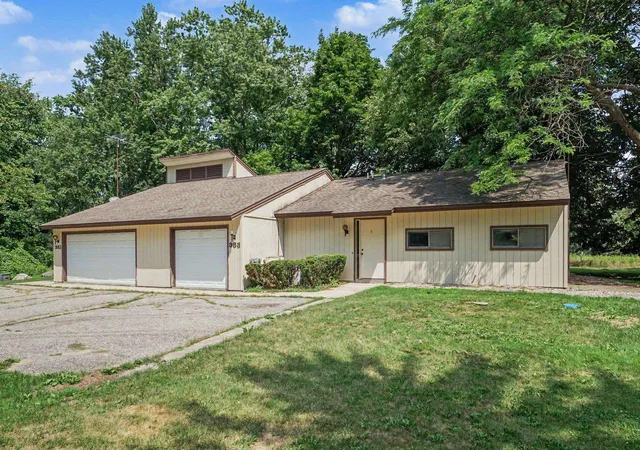 1st image of 983 Meadowbrook Dr, Mount Pleasant, MI 48858 | MLS# 79080072171