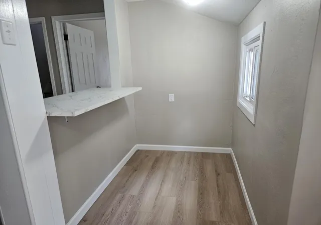 Photo 4 of Single family home for sale at 709 N Locust St, Adrian, MI 49221 | MLS# 81026041717 | Listing updated on 2026-09-30