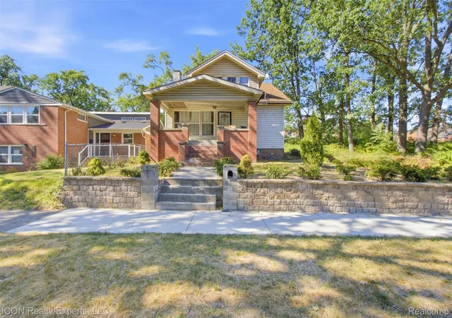 Photo 1 of Single family home for sale at 6494 London St, Detroit, MI 48221 | MLS# 20261063080 | Listing updated on 2026-08-20