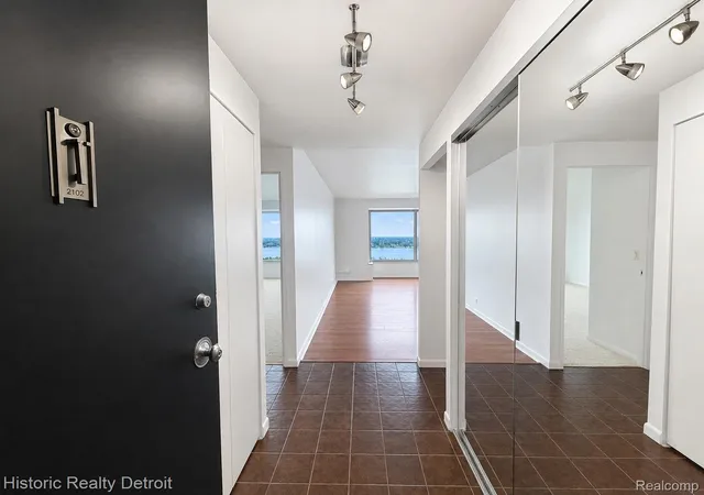 Photo 2 of Condo for sale at 1300 E Lafayette #2102, Detroit, MI 48207 | MLS# 20261063081 | Listing updated on 2026-09-08