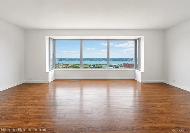 Photo 3 of Condo for sale at 1300 E Lafayette #2102, Detroit, MI 48207 | MLS# 20261063081 | Listing updated on 2026-09-08