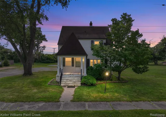 Photo 1 of Single family home for sale at 23880 Shook Rd, Clinton Township, MI 48035 | MLS# 20261063090 | Listing updated on 2026-08-31