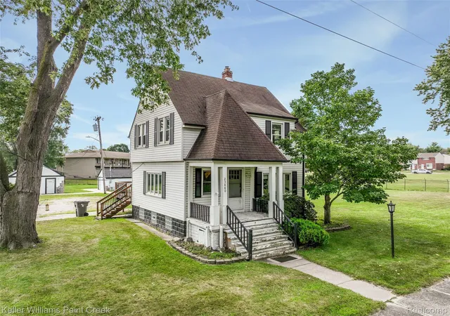 Photo 3 of Single family home for sale at 23880 Shook Rd, Clinton Township, MI 48035 | MLS# 20261063090 | Listing updated on 2026-08-31