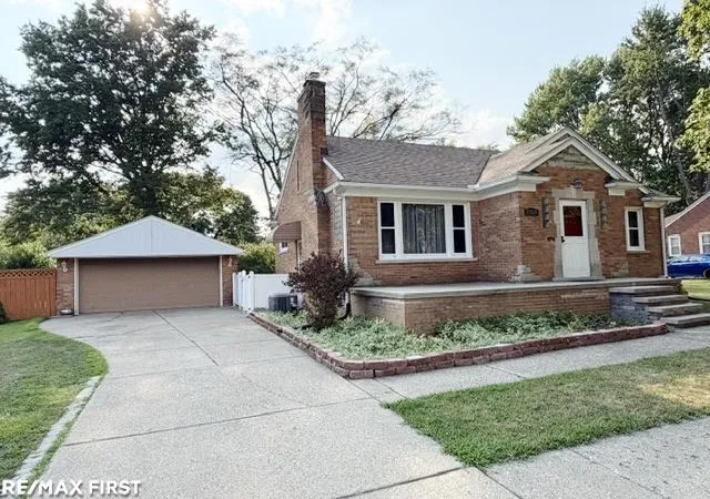 Photo 3 of Single family home for sale at 23323 Audrey Ave, Warren, MI 48091 | MLS# 58050218016 | Listing updated on 2026-09-13