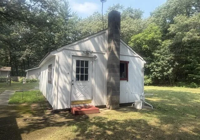 4th image of 1709 Pine St, Newaygo, MI 49337 | MLS# 72026041735