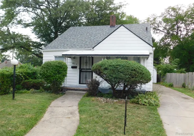 Photo 3 of Single family home for sale at 8219 Marlowe St, Detroit, MI 48228 | MLS# 20261063121 | Listing updated on 2026-09-17