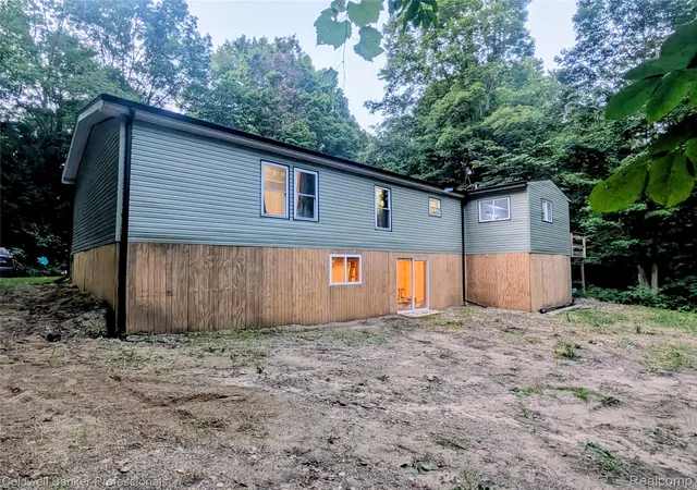 3rd image of 5323 English Rd, Clifford, MI 48727 | MLS# 20261063134