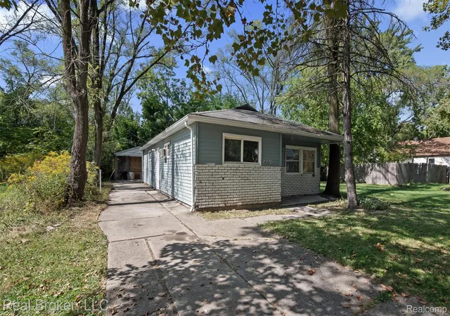 Photo 3 of Single family home for sale at 14561 Stout St, Detroit, MI 48223 | MLS# 20261063136 | Listing updated on 2026-08-10