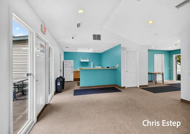 2nd image of 5877 Crosswinds Dr, Muskegon, MI 49444