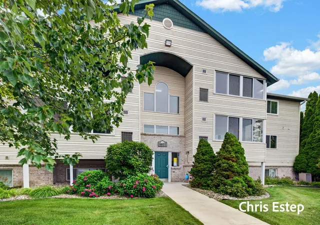 1st image of 5877 Crosswinds Dr #31, Muskegon, MI 49444 | MLS# 71026041744