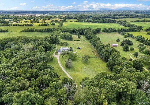 Photo 4 of Single family home for sale at 2273 Delano Rd N, Oxford, MI 48371 | MLS# 20261063141 | Listing updated on 2026-09-13