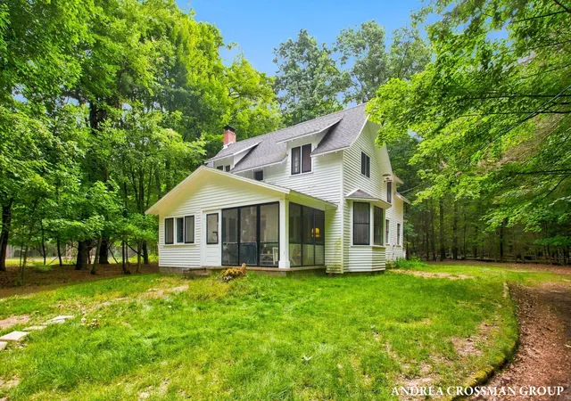 Photo 2 of Single family home for sale at 5045 N Ridge Rd, Pentwater Township Oceana, MI 49449 | MLS# 71026041755 | Listing updated on 2026-10-21