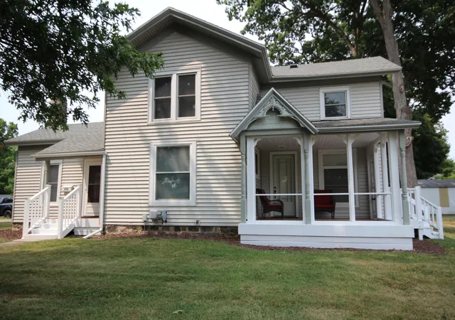 4th image of 208 S Michigan Ave, Vicksburg, MI 49097 | MLS# 66026041754