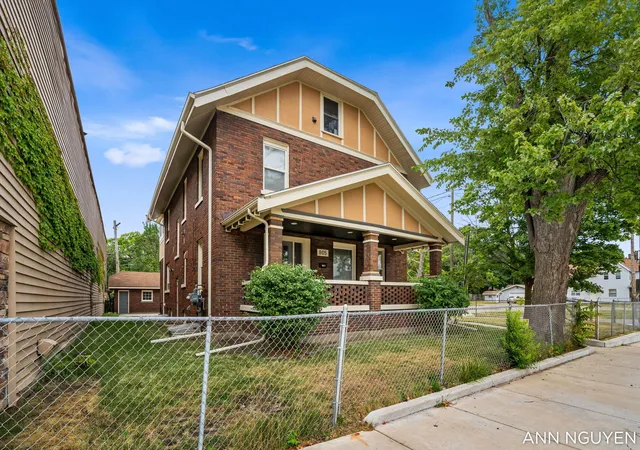 Photo 3 of Multi family home for sale at 805 Cesar E Chavez Ave Sw, Grand Rapids, MI 49503 | MLS# 65026041757 | Listing updated on 2026-09-25