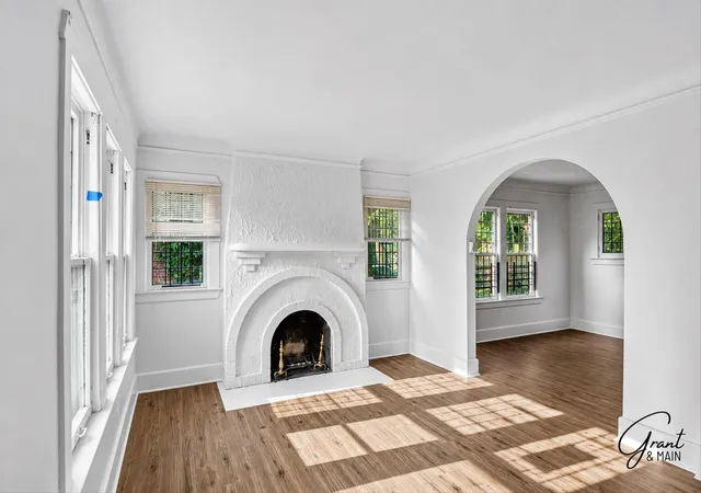 Photo 2 of Single family home for sale at 14611 Sussex St, Detroit, MI 48227 | MLS# 81026041767 | Listing updated on 2026-08-12