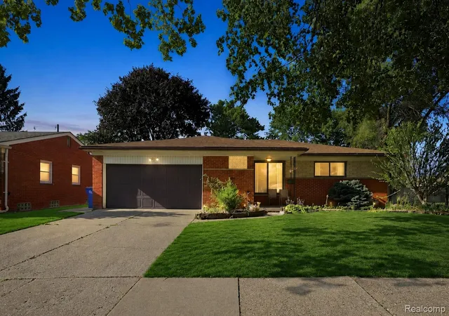 Photo 1 of Single family home for sale at 5383 Gerald St, Warren, MI 48092 | MLS# 20261063179 | Listing updated on 2026-09-06