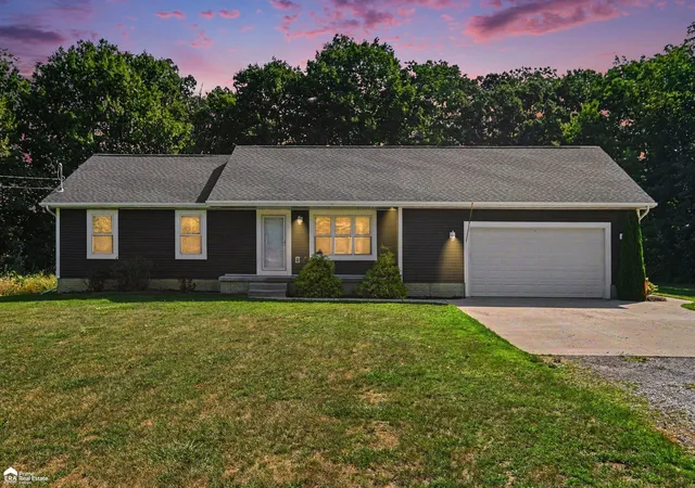 1st image of 13504 Seymour Rd, Montrose, MI 48457 | MLS# 5050218029