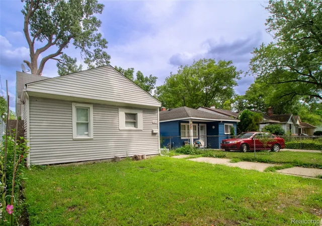 Photo 3 of Single family home for sale at 14874 Dolphin St, Detroit, MI 48223 | MLS# 20261063198 | Listing updated on 2026-09-23