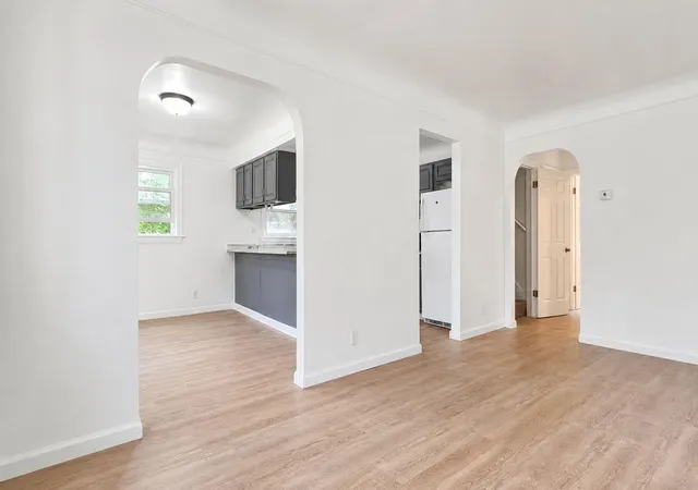 Photo 4 of Single family home for sale at 516 Ann Arbor St, Manchester, MI 48158 | MLS# 55026041795 | Listing updated on 2026-08-27