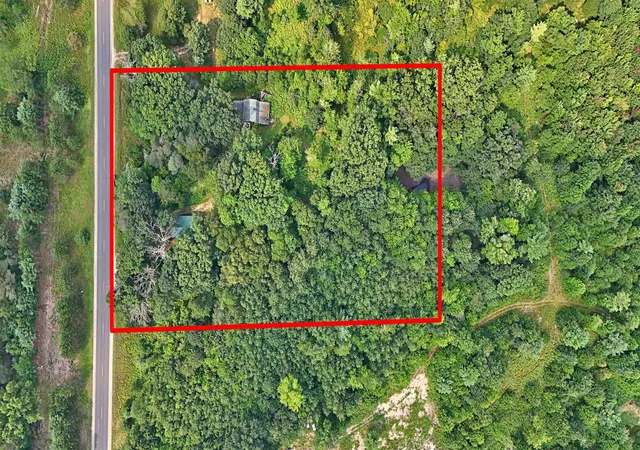 Photo 4 of Single family home for sale at 1169 S Lachance Rd, Lake City, MI 49651 | MLS# 78080072182 | Listing updated on 2026-08-28