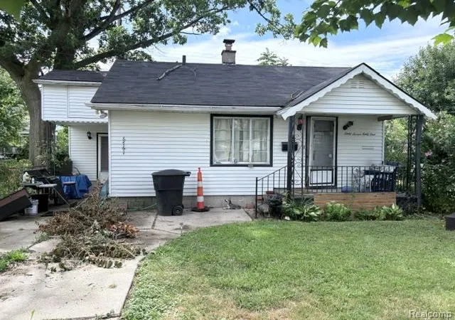 Photo 1 of Single family home for sale at 6761 Piedmont St, Detroit, MI 48228 | MLS# 20261063238 | Listing updated on 2026-08-12