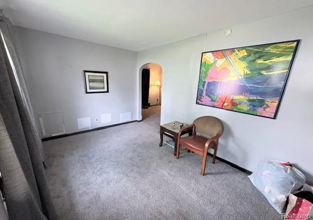 Photo 2 of Single family home for sale at 6761 Piedmont St, Detroit, MI 48228 | MLS# 20261063238 | Listing updated on 2026-08-12