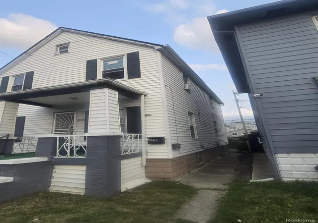 Photo 3 of Single family home for sale at 2960 Jacob St, Hamtramck, MI 48212 | MLS# 20261063243 | Listing updated on 2026-08-12
