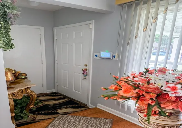 Photo 2 of Single family home for sale at 24080 Oneida St, Oak Park, MI 48237 | MLS# 81026041804 | Listing updated on 2026-08-14