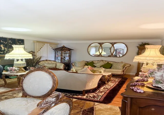 Photo 4 of Single family home for sale at 24080 Oneida St, Oak Park, MI 48237 | MLS# 81026041804 | Listing updated on 2026-08-14