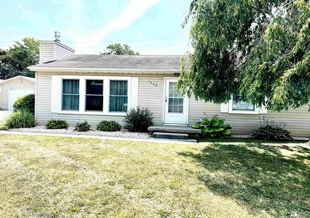 Photo 1 of Sale Pending at 3206 Laurelwood St, Monroe, MI 48162 | MLS# 57050218038 | Listing updated on 2026-08-28