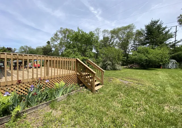 3rd image of 9070 Walnut Dr, Whitmore Lake, MI 48189 | MLS# 81026041806