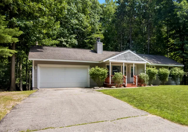 1st image of 4270 Baywood Dr, Traverse City, MI 49686 | MLS# 65026041823