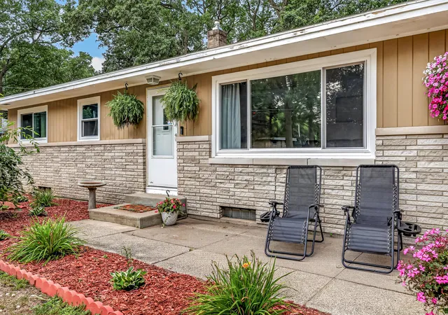 Photo 1 of Single family home for sale at 1235 Sumac St, Muskegon, MI 49445 | MLS# 71026041825 | Listing updated on 2026-08-25