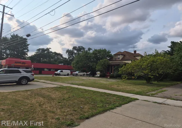 4th image of 4879 E 9 Mile Rd, Warren, MI 48091 | MLS# 20261063286