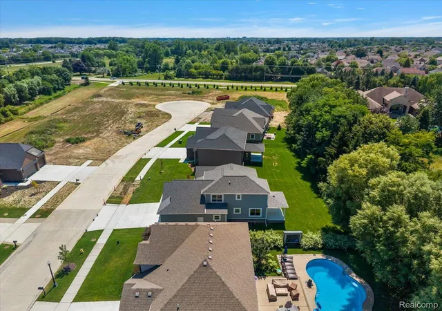 Photo 68 of Single family home for sale at 49287 London Brg Dr, Macomb, MI 48044 | MLS# 20261063294 | Listing updated on 2026-08-28