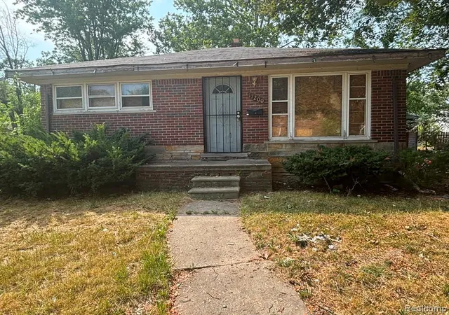 Photo 1 of Single family home for sale at 17200 Munich St, Detroit, MI 48224 | MLS# 20261063302 | Listing updated on 2026-10-28