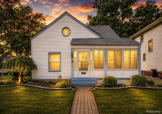 Photo 1 of Sale Pending at 92 Lincoln St, Mount Clemens, MI 48043 | MLS# 20261063314 | Listing updated on 2026-08-17