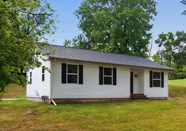 Photo 1 of Single family home for sale at 3427 Wood St, Kalamazoo, MI 49008 | MLS# 66026041834 | Listing updated on 2026-09-13