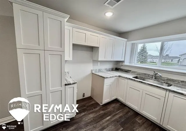 Photo 2 of Condo for sale at 28003 Gregory St, Grand Blanc, MI 48439 | MLS# 5050218058 | Listing updated on 2026-08-11