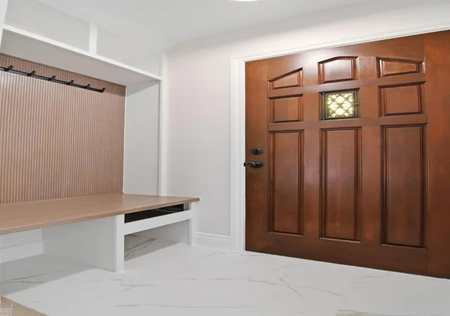 5th image of 1342 Hollywood Ave, Grosse Pointe Woods, MI 48236 | MLS# 58050218060