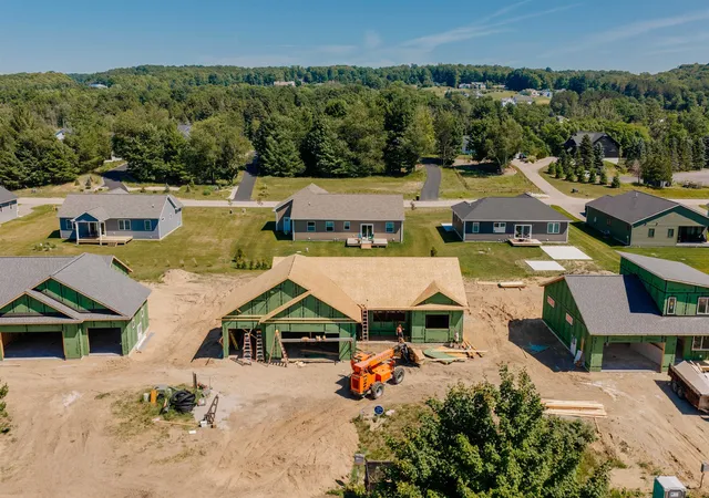 Photo 1 of Single family home for sale at 11527 S Sunset Dr, Empire Township Leelanau, MI 49630 | MLS# 78080072188 | Listing updated on 2026-09-28