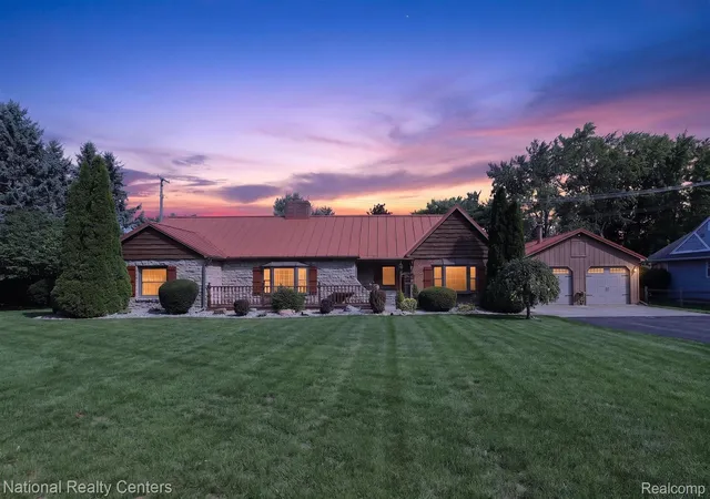 Photo 2 of Single family home for sale at 127 W Albain Rd, Petersburg City Monroe, MI 49270 | MLS# 20261063338 | Listing updated on 2026-08-27