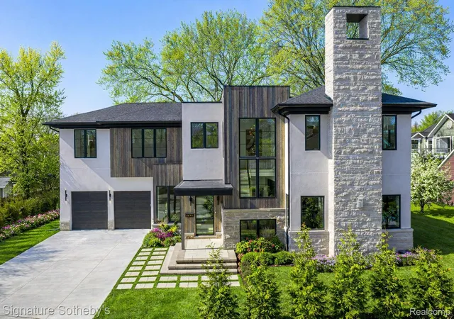 1st image of 1094 Lincoln Ct, Birmingham, MI 48009 | MLS# 20261063353