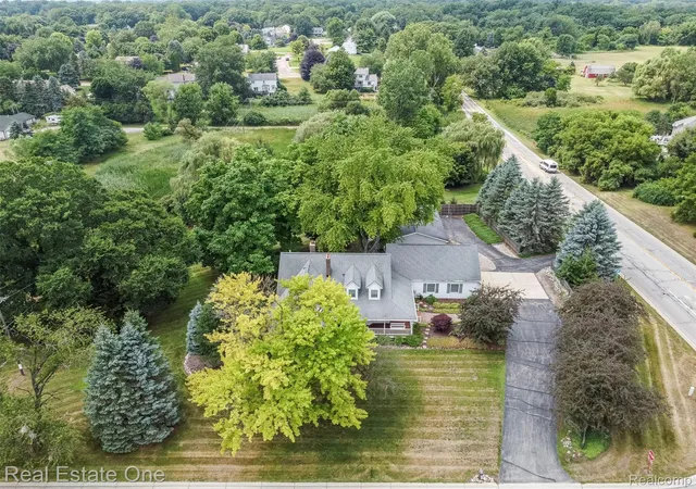 Photo 3 of Single family home for sale at 11030 Marshall Rd, South Lyon, MI 48178 | MLS# 20261063379 | Listing updated on 2026-08-31